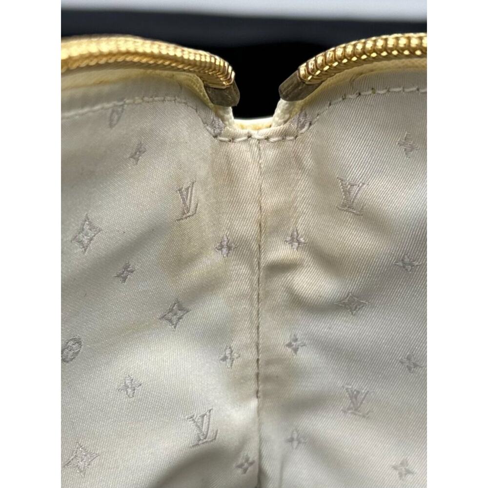 Louis Vuitton | Lockit PM | Suhali Leather | Blanc | VINTAGE - Quiet Luxury - Picture 8 of 16